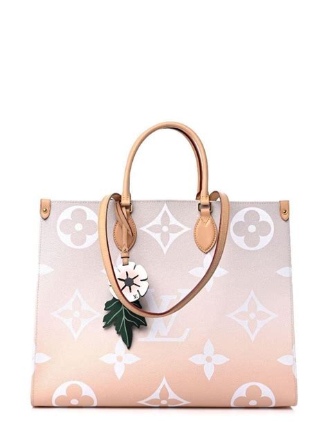 louis vuitton onthego gm tote bag|canvas louis vuitton tote bag.